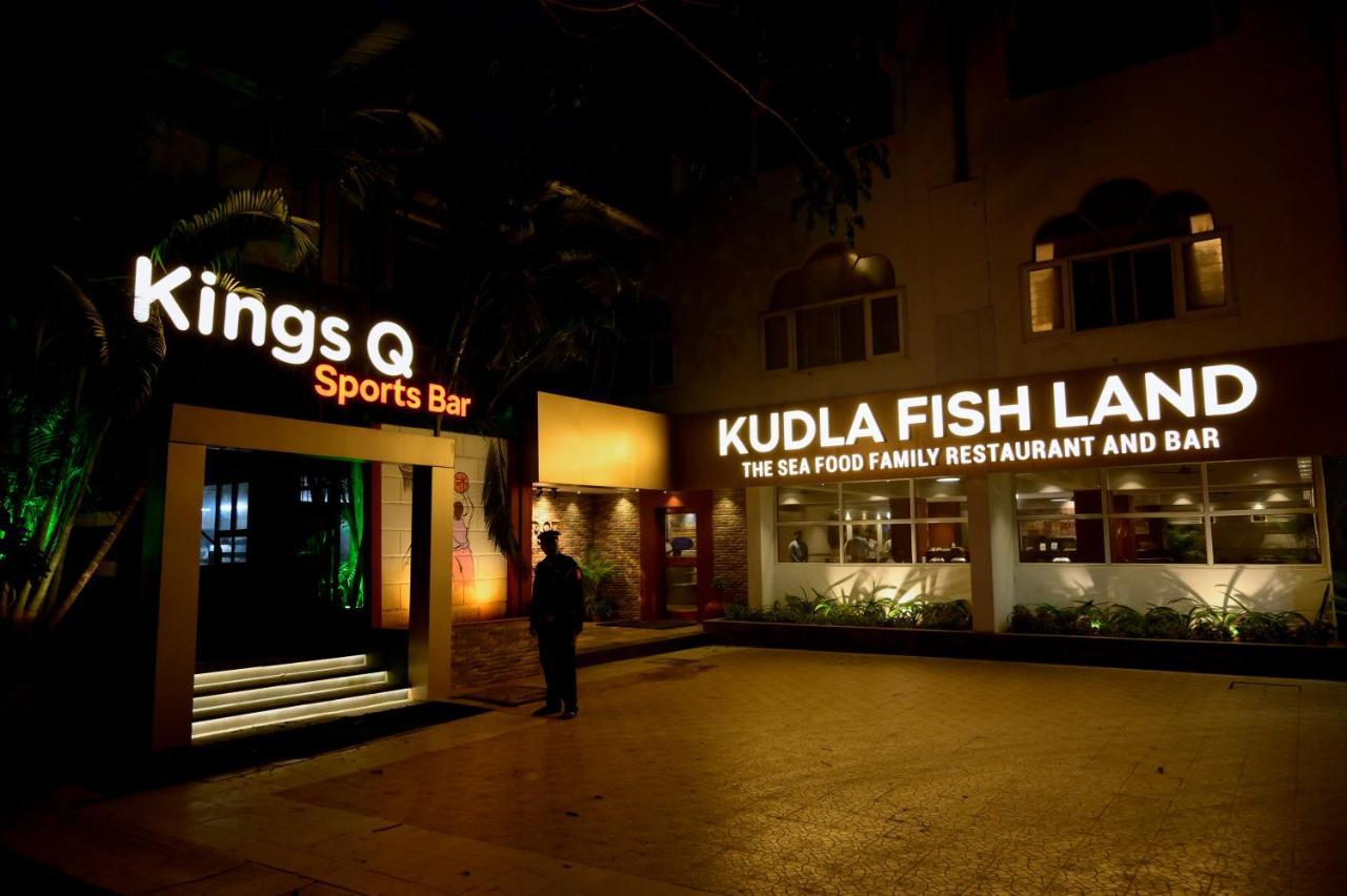 Maya'S Kings Kourt Maiçor Exterior foto